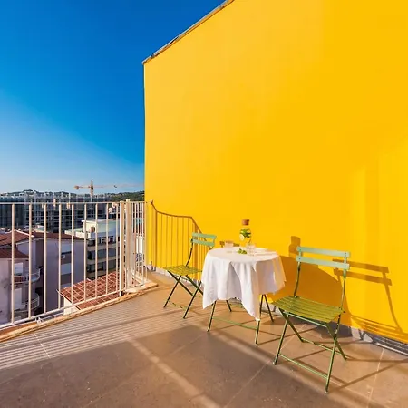 Appartement 8th Floor Apartments, Golem (Tirana)