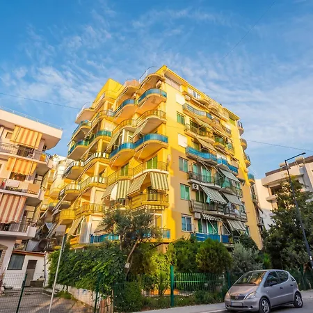 Appartement 8th Floor Apartments, *